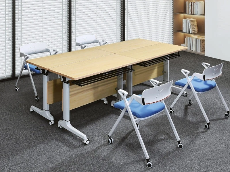 Mesa de entrenamiento m&oacute;vil comercial con tapa abatible y dise&ntilde;o plegable