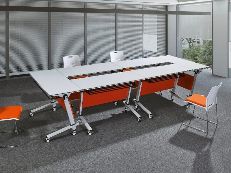 Mesa de entrenamiento nido abatible con ruedas para espacios flexibles