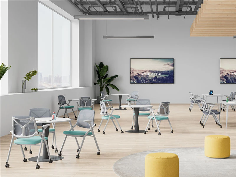 C&oacute;modo nido y nido. Sillas apilables para sala de reuniones