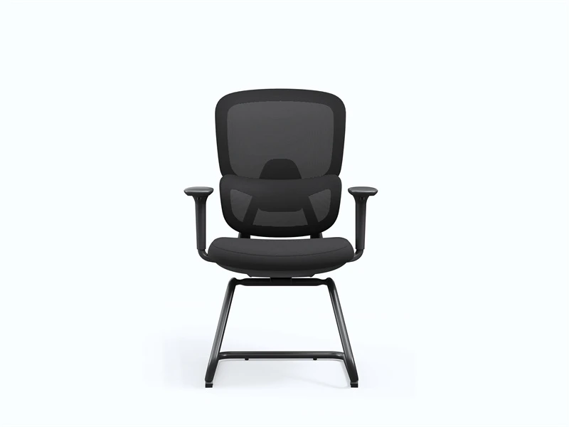 Sillas c&oacute;modas contempor&aacute;neas de la sala de conferencias de la malla