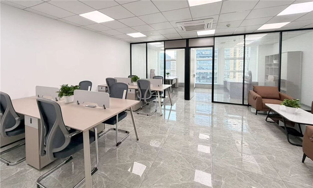 Solución de mobiliario para un edificio de oficinas corporativas en Tailandia 